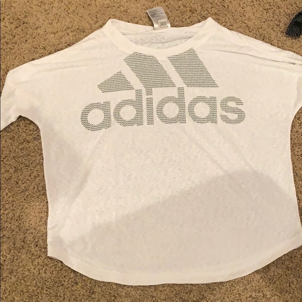 Adidas tee